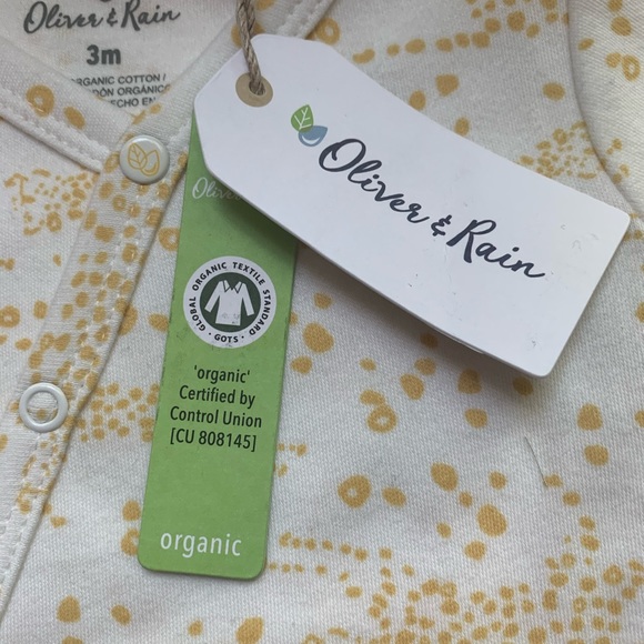 🔥3/$24 Oliver&Rain Gold Cheetah Baby Kimono - Picture 6 of 10